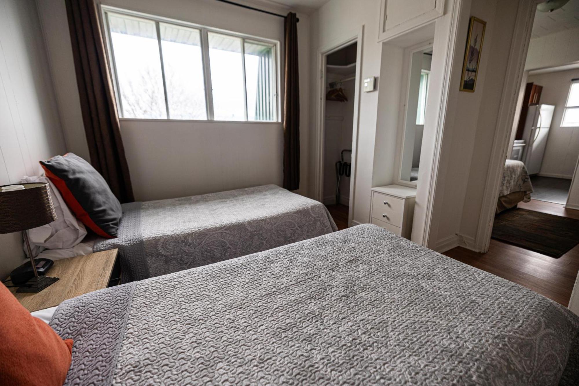Motel Deblois Sainte-Anne-de-Beaupré Buitenkant foto