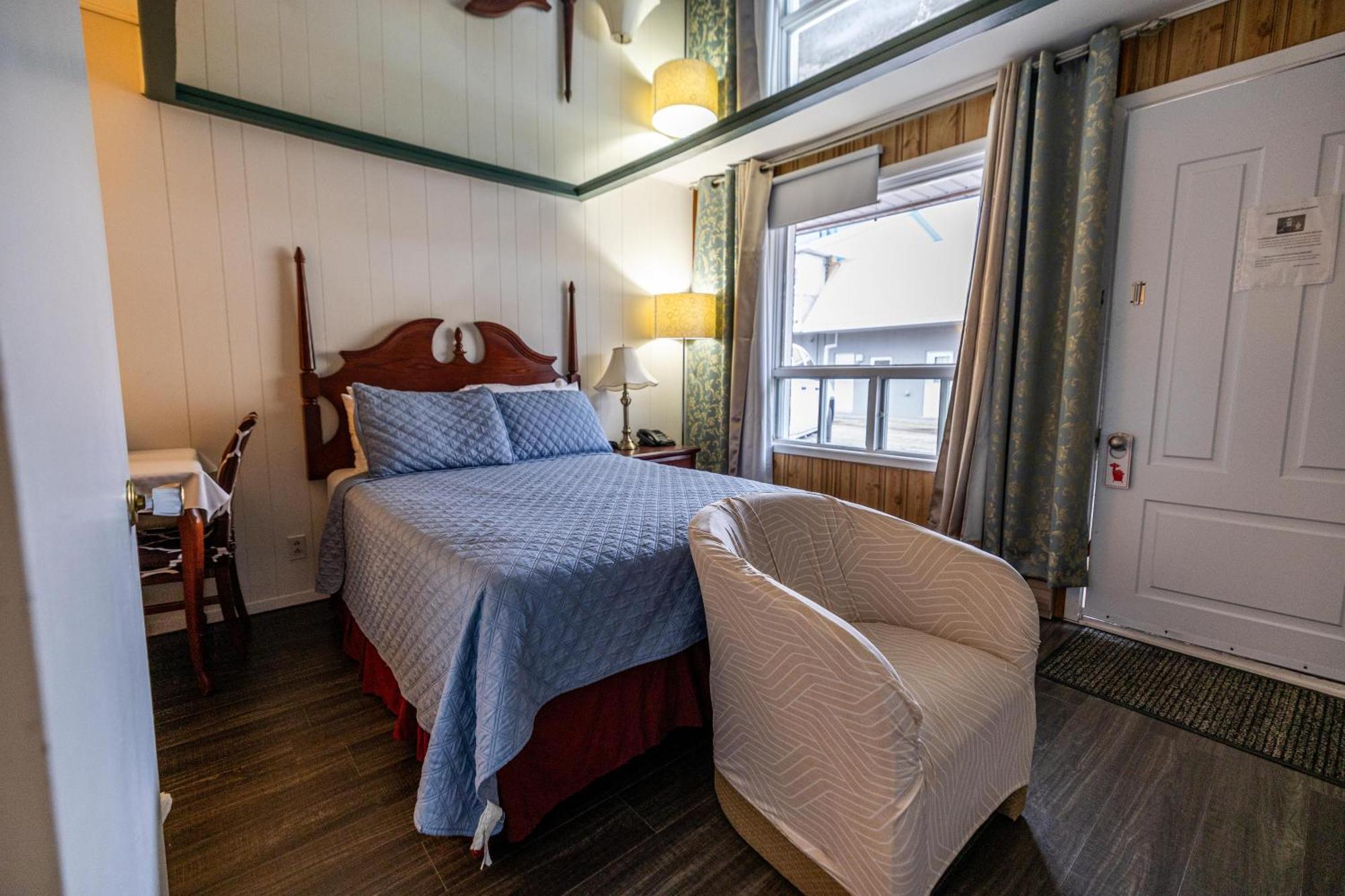 Motel Deblois Sainte-Anne-de-Beaupré Buitenkant foto